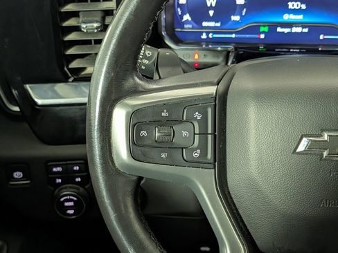 Used 2022 Chevrolet Silverado 1500 RST AWD/4WD image 17