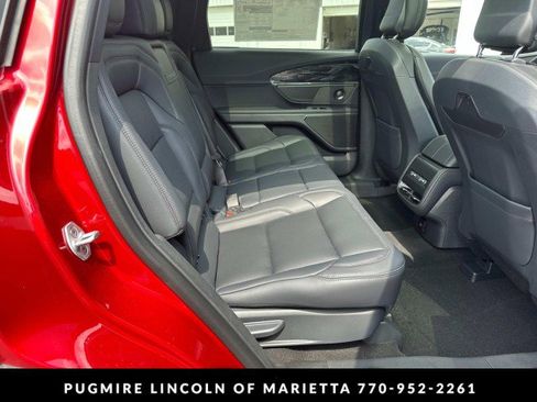 New 2025 Lincoln Nautilus Premier w/ Equipment Group 102A image 15