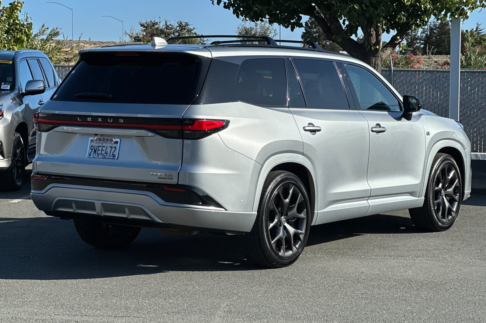 Certified 2026 Lexus TX 500h AWD w/ Technology Package image 4