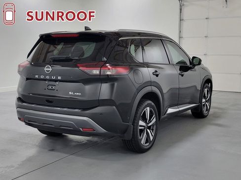 Used 2023 Nissan Rogue SL w/ SL Premium Package image 9