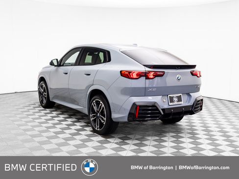 Certified 2025 BMW X2 xDrive28i w/ Premium Package image 3