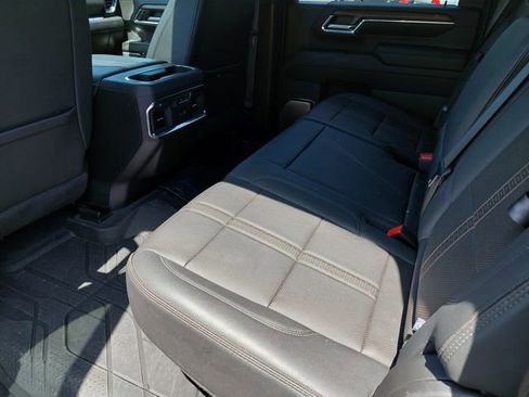 Used 2024 Chevrolet Silverado 2500 High Country w/ High Country Premium Package AWD/4WD image 14