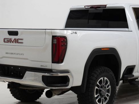 Used 2025 GMC Sierra 2500 SLT w/ SLT Premium Package AWD/4WD image 13