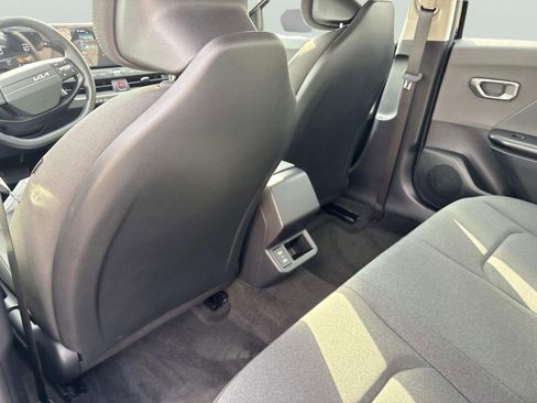 New 2025 Kia K4 LX image 15