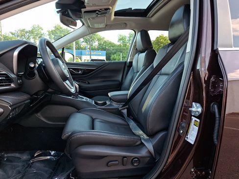 Certified 2025 Subaru Outback Limited AWD/4WD image 15