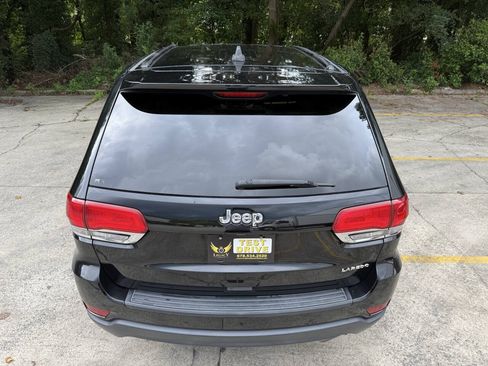 Used 2018 Jeep Grand Cherokee Laredo RWD image 12