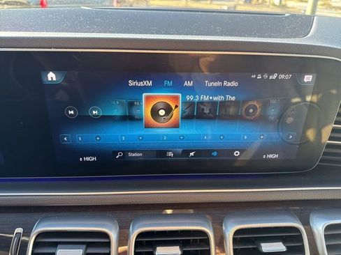 Used 2020 Mercedes-Benz GLE 350 4MATIC image 24