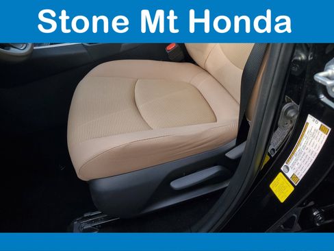 Used 2020 Toyota RAV4 LE image 18