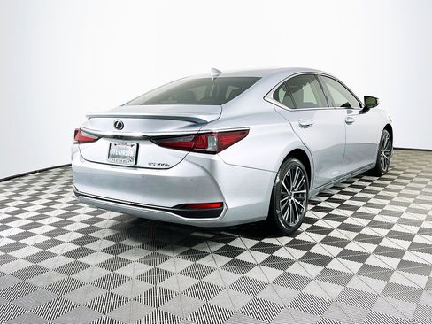 New 2025 Lexus ES 300h w/ Premium Package image 7