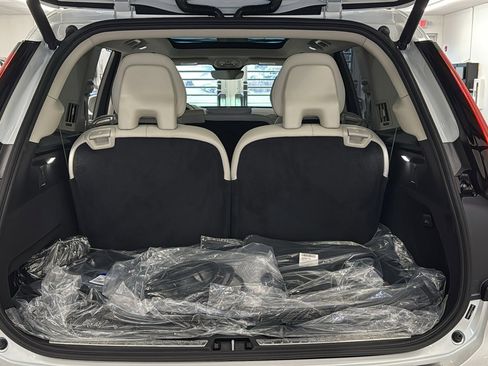 New 2026 Volvo XC90 T8 Ultra w/ Protection Package Premier AWD/4WD image 30