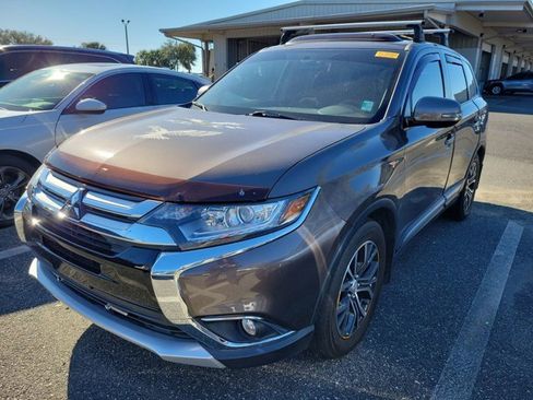 Used 2018 Mitsubishi Outlander SE image 8