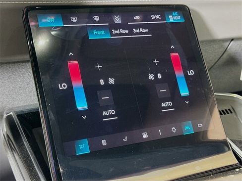 New 2025 Cadillac Escalade IQ Luxury 1 w/ Smart Trailering package image 10