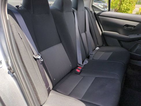 Used 2025 Nissan Sentra SV FWD image 29