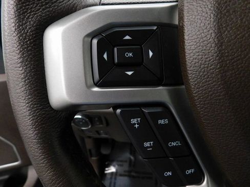 Used 2022 Ford F350 King Ranch w/ FX4 Off-Road Package image 30