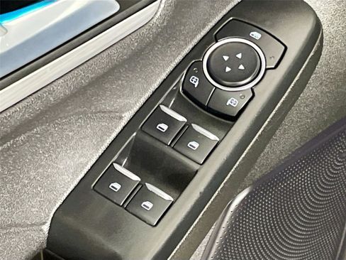 Used 2024 Ford Escape Platinum image 21