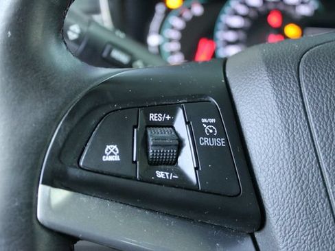 Used 2018 Chevrolet Trax LT w/ LT Convenience Package AWD/4WD image 15