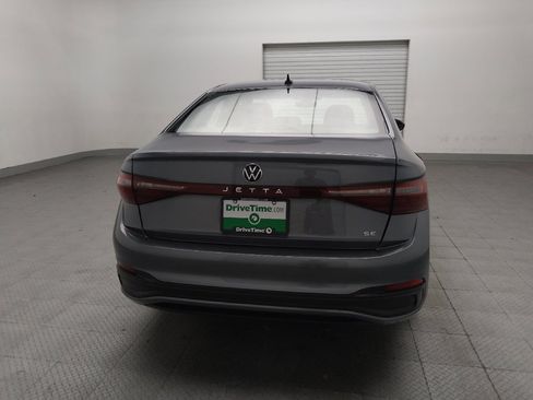 Used 2025 Volkswagen Jetta SE FWD image 7