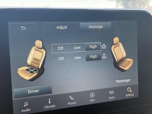 Used 2020 Lincoln Navigator Reserve w/ Luxury Package AWD/4WD image 16