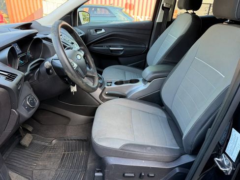 Used 2015 Ford Escape SE FWD image 14