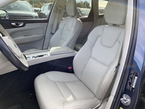 Used 2023 Volvo XC60 B5 Plus w/ Protection Package Premier image 24