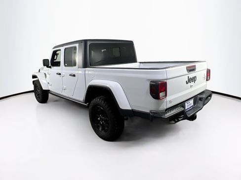 Used 2022 Jeep Gladiator Sport AWD/4WD image 7