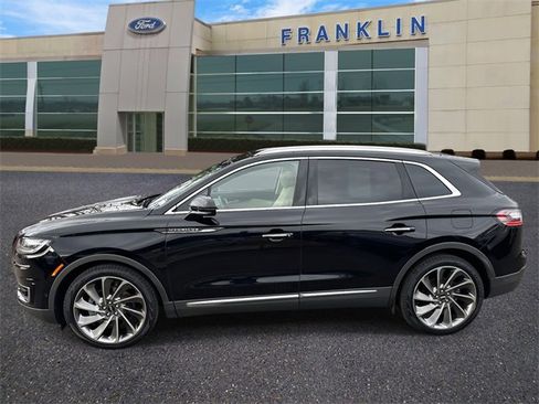 Used 2020 Lincoln Nautilus Reserve w/ Equipment Group 202A image 4