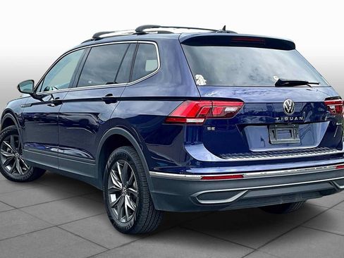 Used 2022 Volkswagen Tiguan SE AWD/4WD image 12