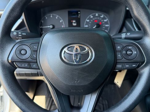 Used 2024 Toyota Corolla LE FWD image 13