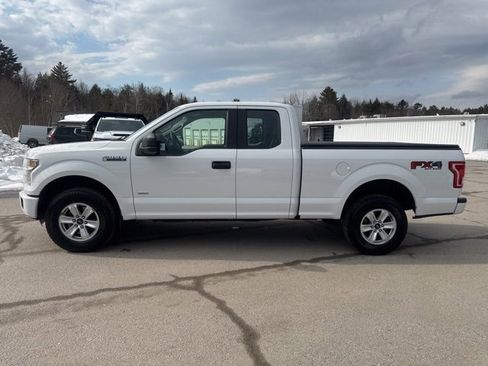 Used 2016 Ford F150 XL w/ Equipment Group 101A Mid image 3