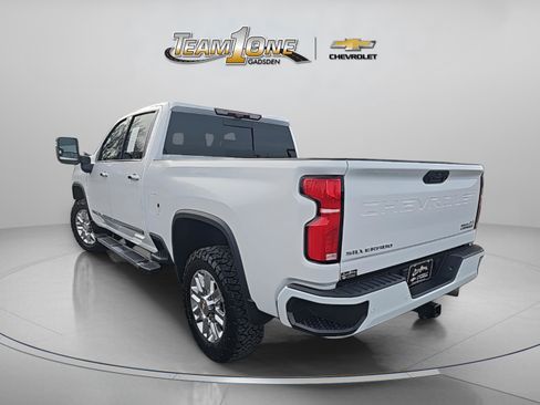 Used 2025 Chevrolet Silverado 2500 High Country w/ Technology Package image 6