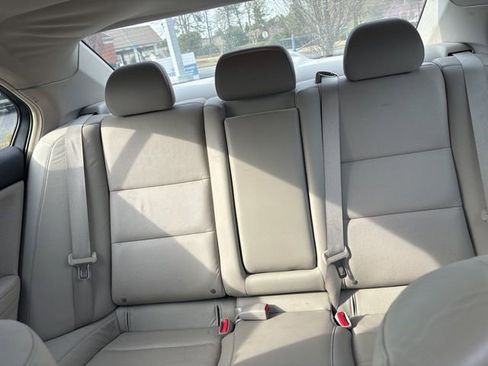 Used 2010 Acura TSX Sedan image 17