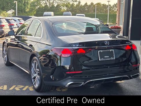 Used 2026 Mercedes-Benz E 350 4MATIC Sedan image 10