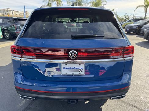 Certified 2025 Volkswagen Atlas SE image 9