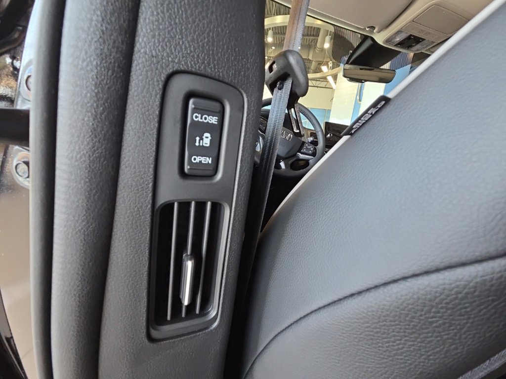 New 2027 Honda Odyssey Elite image 16