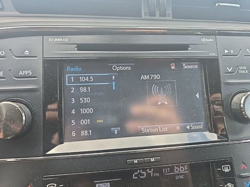 Used 2018 Toyota Avalon Touring w/ All Weather Liner Package FWD image 5