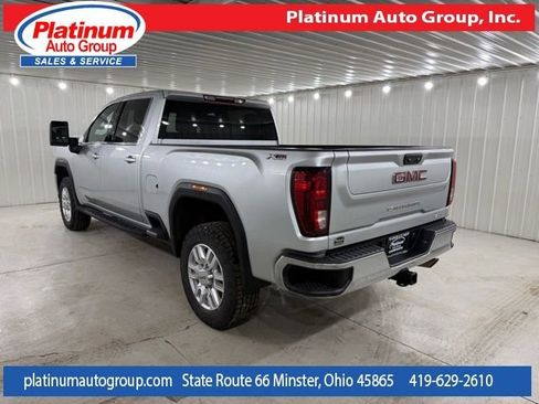 Used 2023 GMC Sierra 2500 SLE w/ SLE Convenience Package image 3