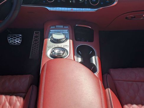 Used 2025 Genesis GV70 3.5T Sport w/ Sport Advanced Package image 20