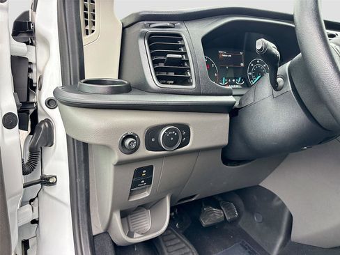 Used 2023 Ford Transit 350 XLT image 11