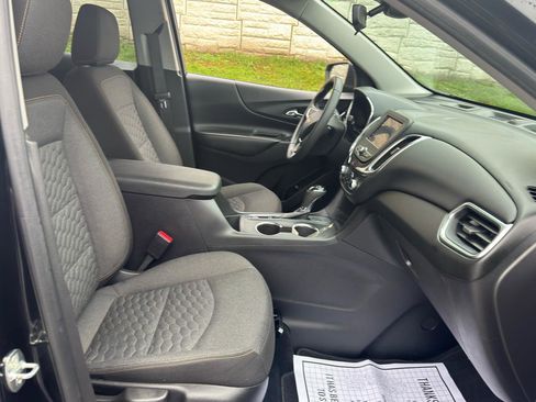 Used 2021 Chevrolet Equinox LT image 33