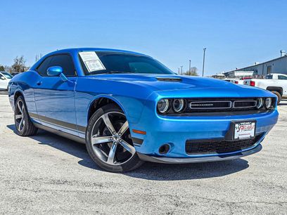 Used 2019 Dodge Challenger SXT