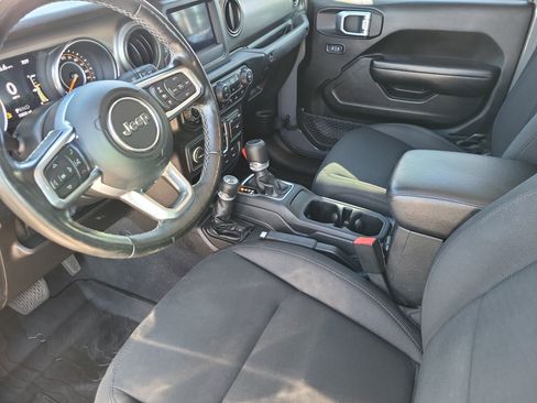 Used 2020 Jeep Gladiator Sport w/ Quick Order Package 24S image 7