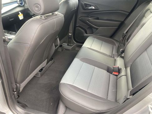 New 2026 Chevrolet Trax LT w/ LT Convenience Package image 12