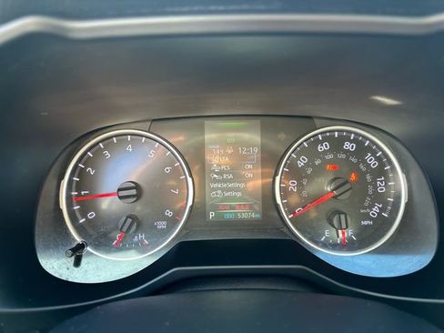 Used 2020 Toyota RAV4 LE w/ All Weather Liner Package image 25