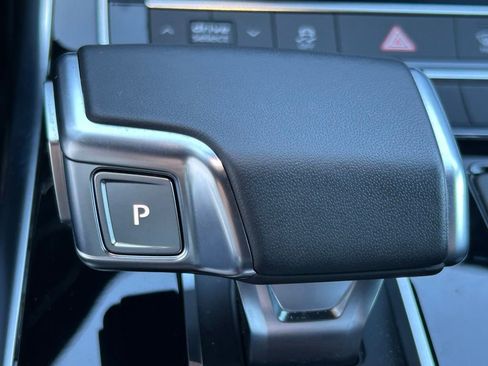 Used 2025 Audi Q7 3.0T Premium w/ Convenience Package image 38