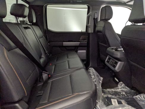 New 2025 Ford F250 Lariat w/ Lariat Ultimate Package image 25