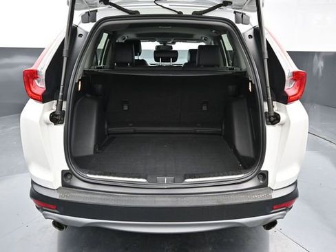 Used 2019 Honda CR-V Touring image 9