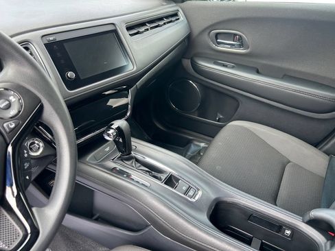 Used 2019 Honda HR-V EX image 20