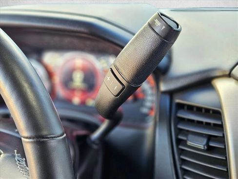 Used 2015 GMC Yukon Denali w/ Open Road Package image 11