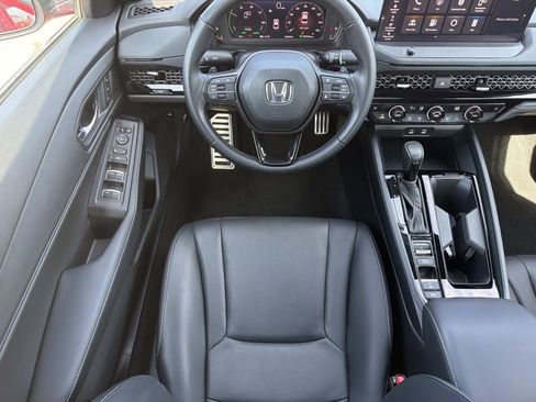 Used 2023 Honda Accord Sport image 10