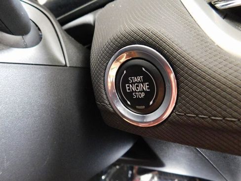 Used 2025 Chevrolet TrailBlazer LT image 24